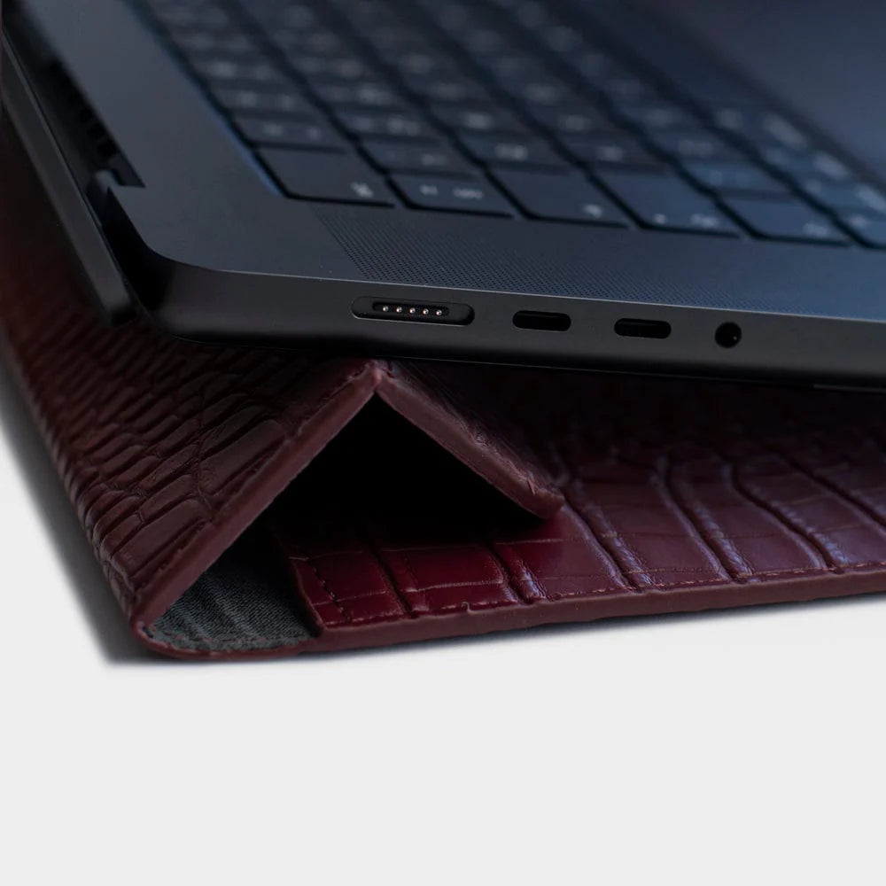 BURGUNDY LIZARD TEXTURE PERSONALIZED LAPTOP SLEEVE WITH STAND